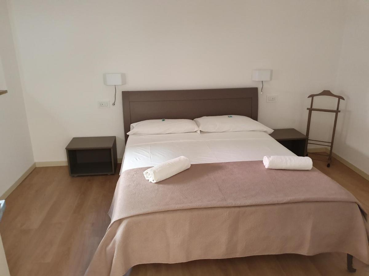 ホテルMi Casa Es Tambien Tu Casa Vips ヴェローナ エクステリア 写真