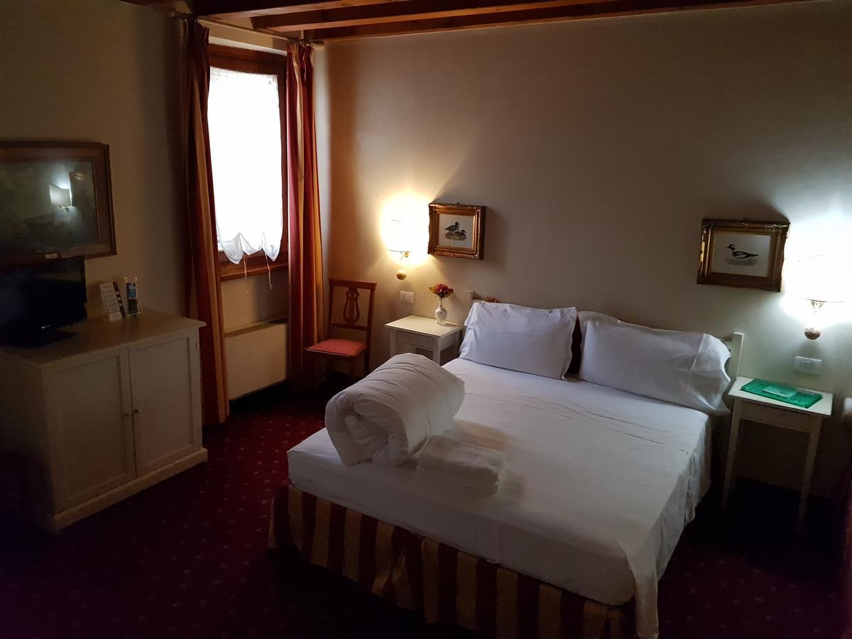 ホテルMi Casa Es Tambien Tu Casa Vips ヴェローナ エクステリア 写真